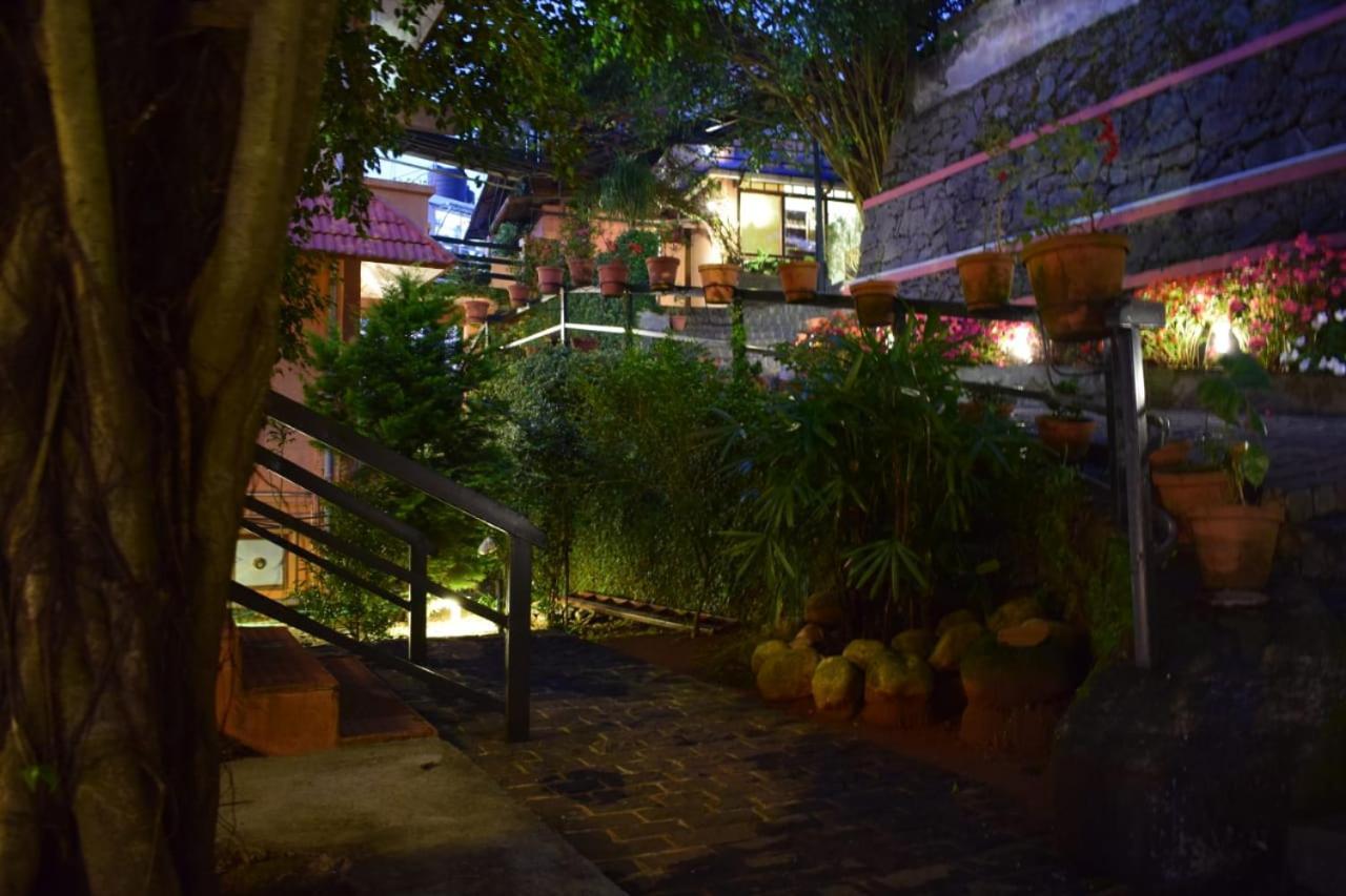 Shamrock Holiday Home Munnar Bagian luar foto