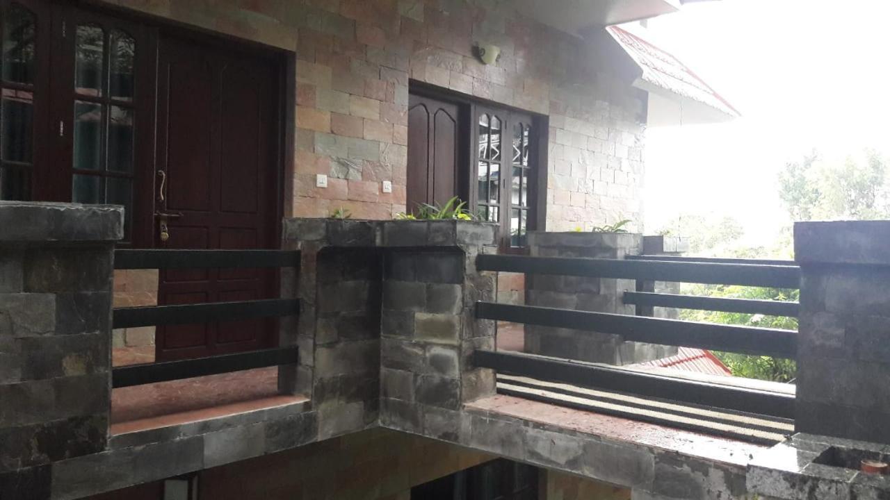 Shamrock Holiday Home Munnar Bagian luar foto
