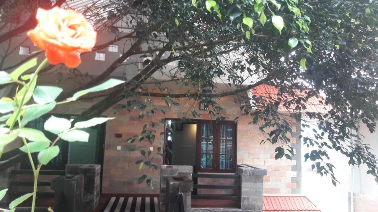 Shamrock Holiday Home Munnar Bagian luar foto
